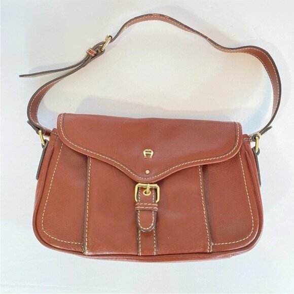 Etienne Aigner Handbags - Etienne Aigner Brown Leather Bag Pocketbook Adjustable Strap Built-in Wallet VTG